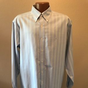 Men's Brook Brothers shirt    Size = Large